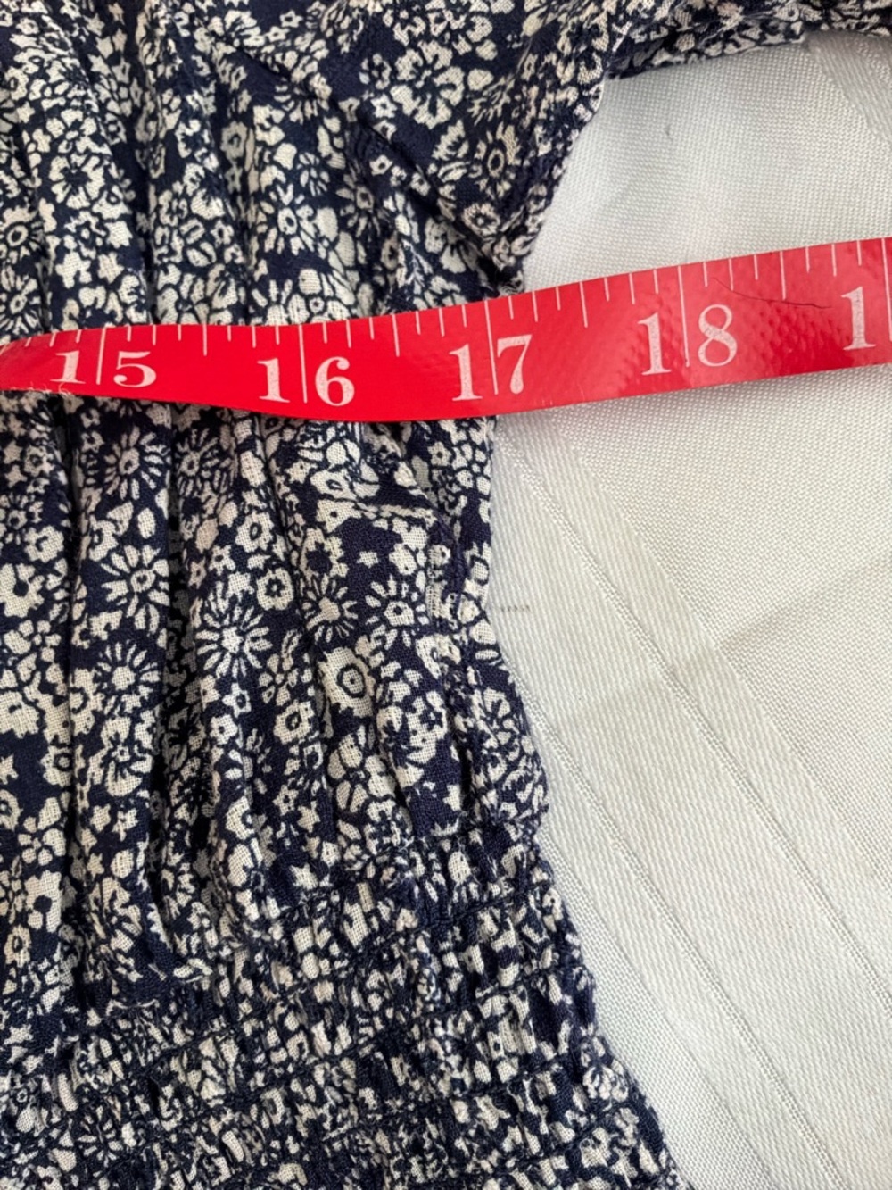 Universal Thread Blue and White Floral Square-Neck Blouse - Picture 5 of 6
